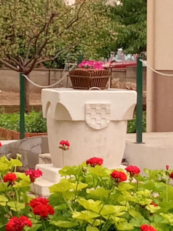 Apartments Janjac ヴォディツェ エクステリア 写真